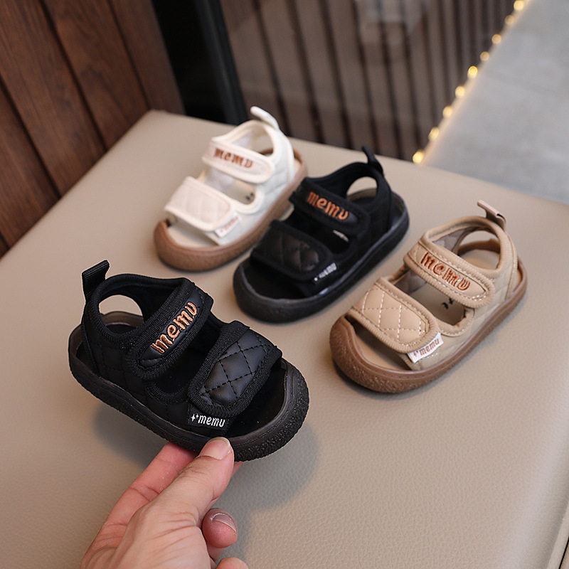 婴幼儿软底舒适魔术贴凉鞋夏天包头防踢1到3岁宝宝防滑男童沙滩鞋
