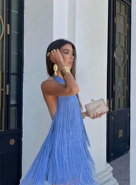 挂脖无袖流苏短裙 Stylish halterneck sleeveless fringed dress