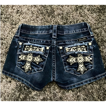 女士美式复古修身刺绣紧身显瘦牛仔短裤Embroidered Denim Shorts