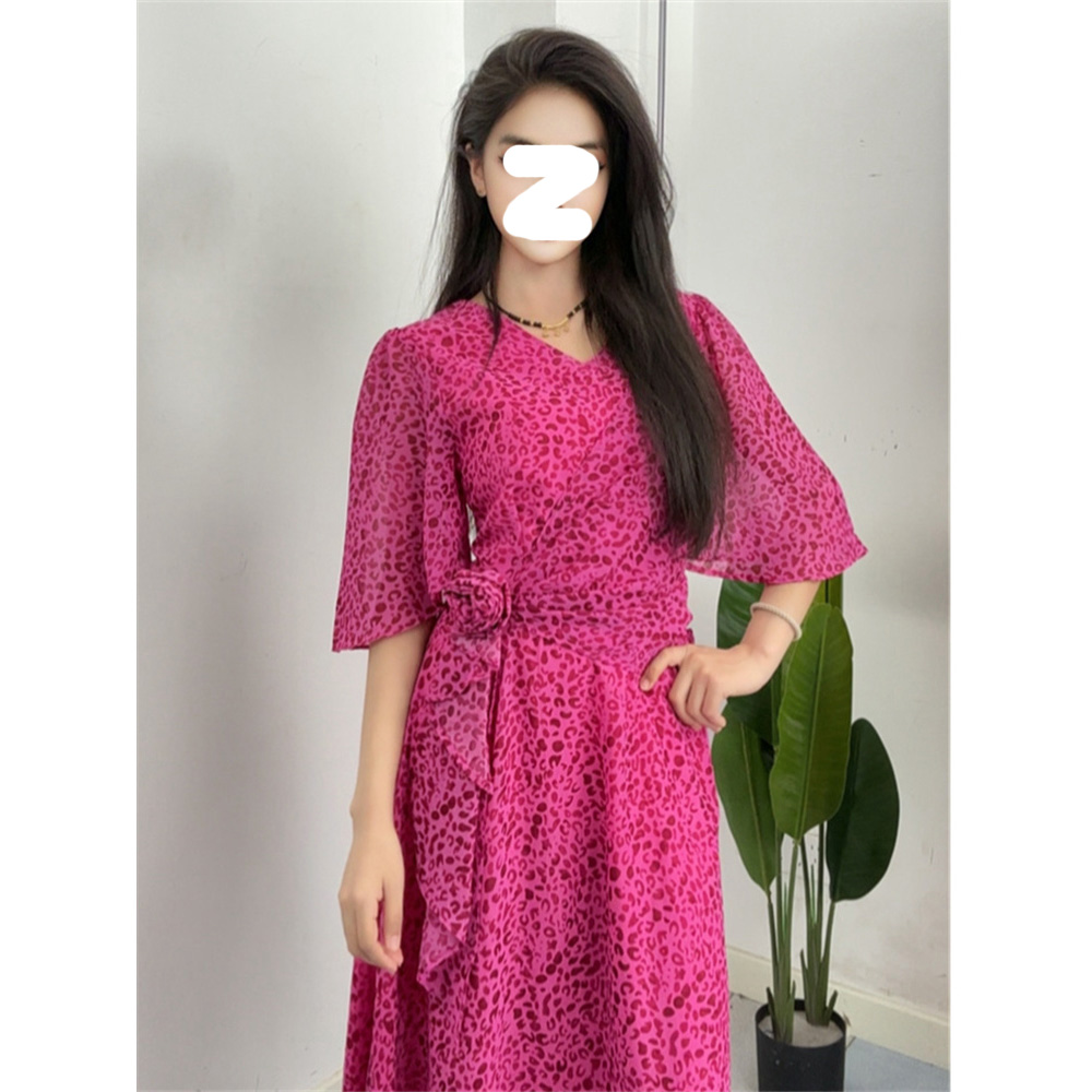 法式时尚高级感优雅御姐风新款印花收腰显瘦长裙微胖短袖连衣裙