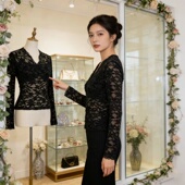 法式 V领蕾丝别致T恤 微胖时尚 小众轻奢性感辣妹风修身 显瘦上衣新款