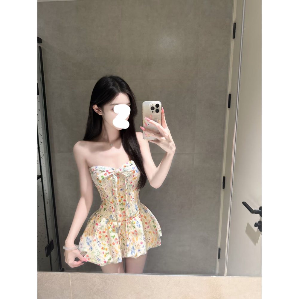 法式绝美温柔度假气质微胖碎花裙套装新款蝴蝶结抹胸上衣A字短裙