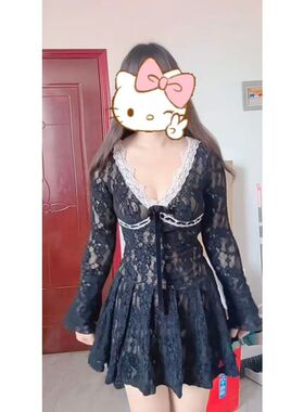 轻熟风黑色蕾丝短裙大码微胖mm时髦秋季新款气质显瘦长袖连衣裙女