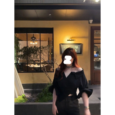 法式大码小众设计感一字肩上衣女秋季新款高级感显瘦露肩长袖衬衫