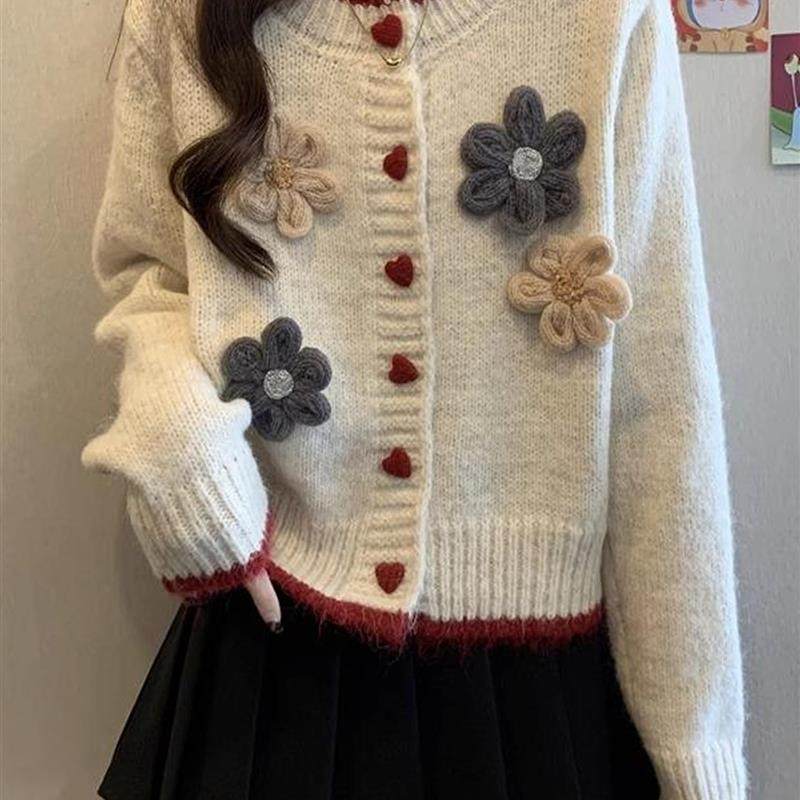 爱心纽扣花朵毛衣开衫外套女2025春秋季新款宽松长袖短款针织上衣,女装/女士精品,毛针织衫,淘宝优惠券,粉丝福利购,淘宝优惠卷