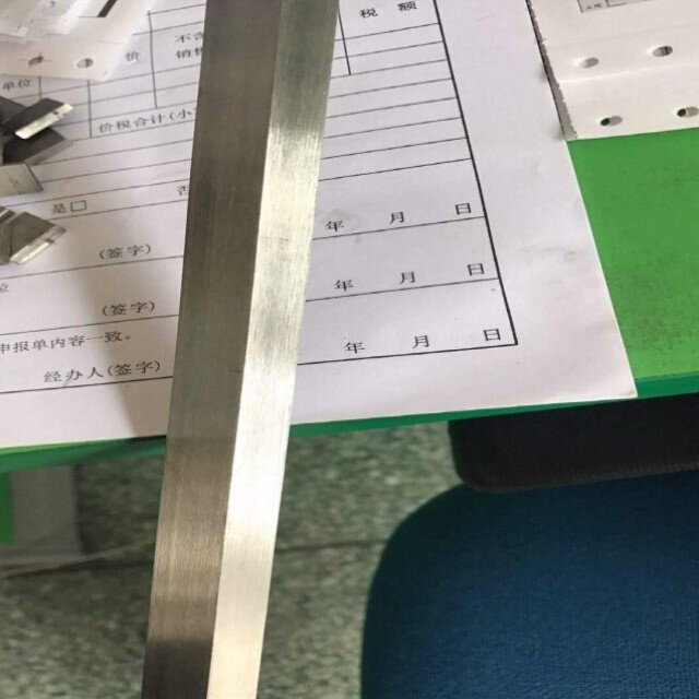 新304不锈钢方钢拉丝J扁钢扁条不锈钢方棒方条实心方钢品