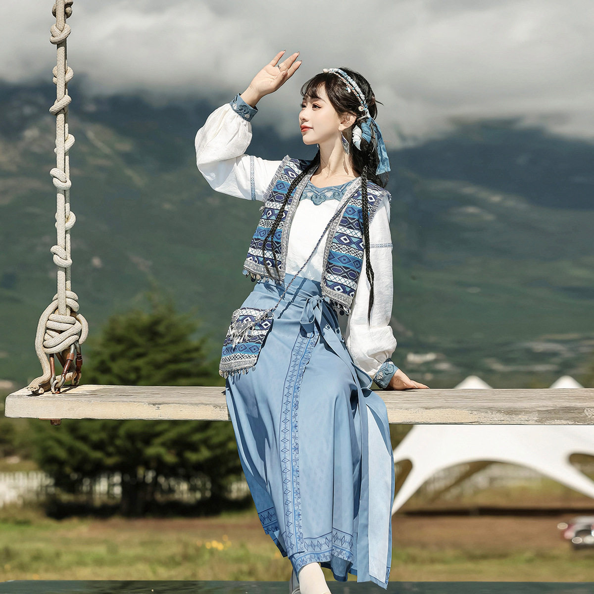 倚梦阁原创潋滟浮岚汉服女中国风汉元素包包马甲上衣旋裙套装9303,女装/女士精品,汉服套装,淘宝优惠券,粉丝福利购,淘宝优惠卷