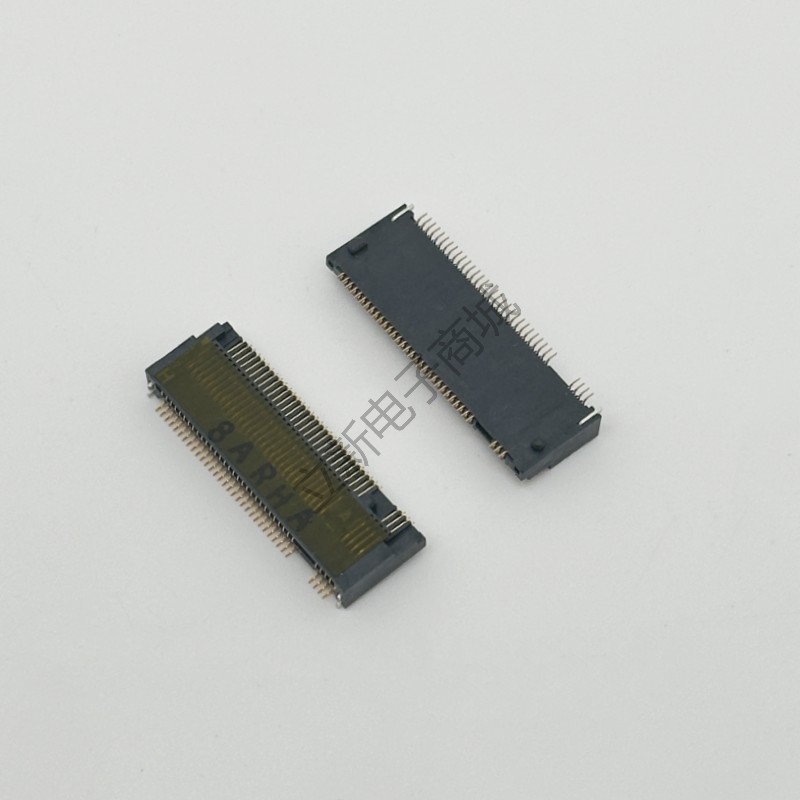 原装现货 M.2侧边卡 3.0MM NGFF插槽卡槽  A-KEY 67PIN插座连接器