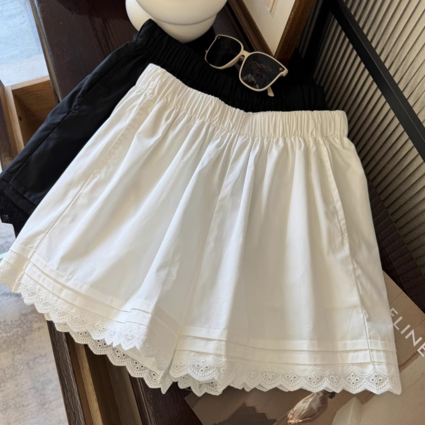 蕾丝花边白色短裤女2025夏季松弛感宽松小个子百搭a字休闲阔腿裤