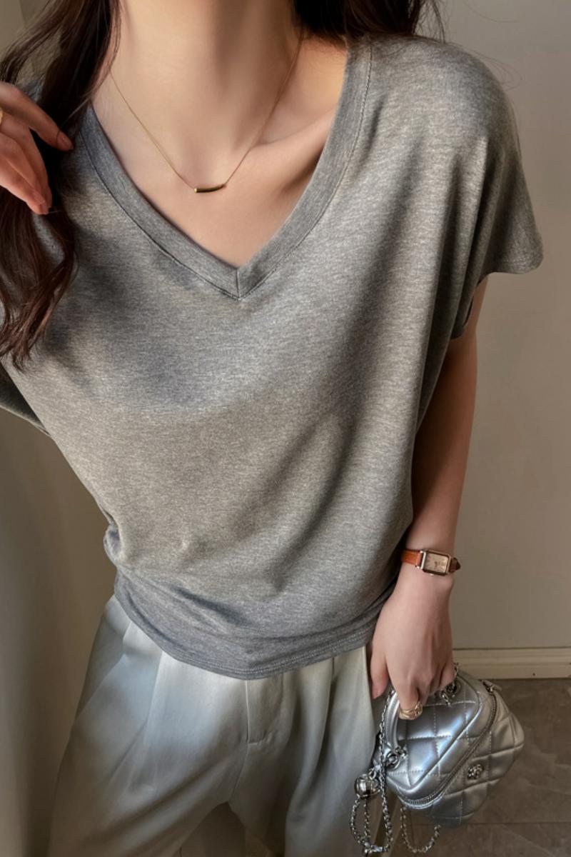 春夏季韩系灰色V领蝙蝠小飞袖正肩短袖t恤女式Ｔ恤修身纯色上衣，女装T恤，搜酷衣阁