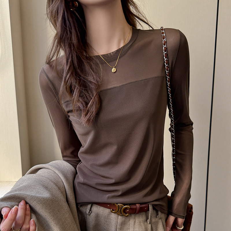 W网纱长袖t恤女秋冬美式复古设计感正肩圆领打底衫内搭外穿上衣,保暖内衣,搜酷衣阁 W网纱长袖t恤女秋冬美式复古设计感正肩圆领打底衫内搭外穿上衣,保暖内衣,搜酷衣阁