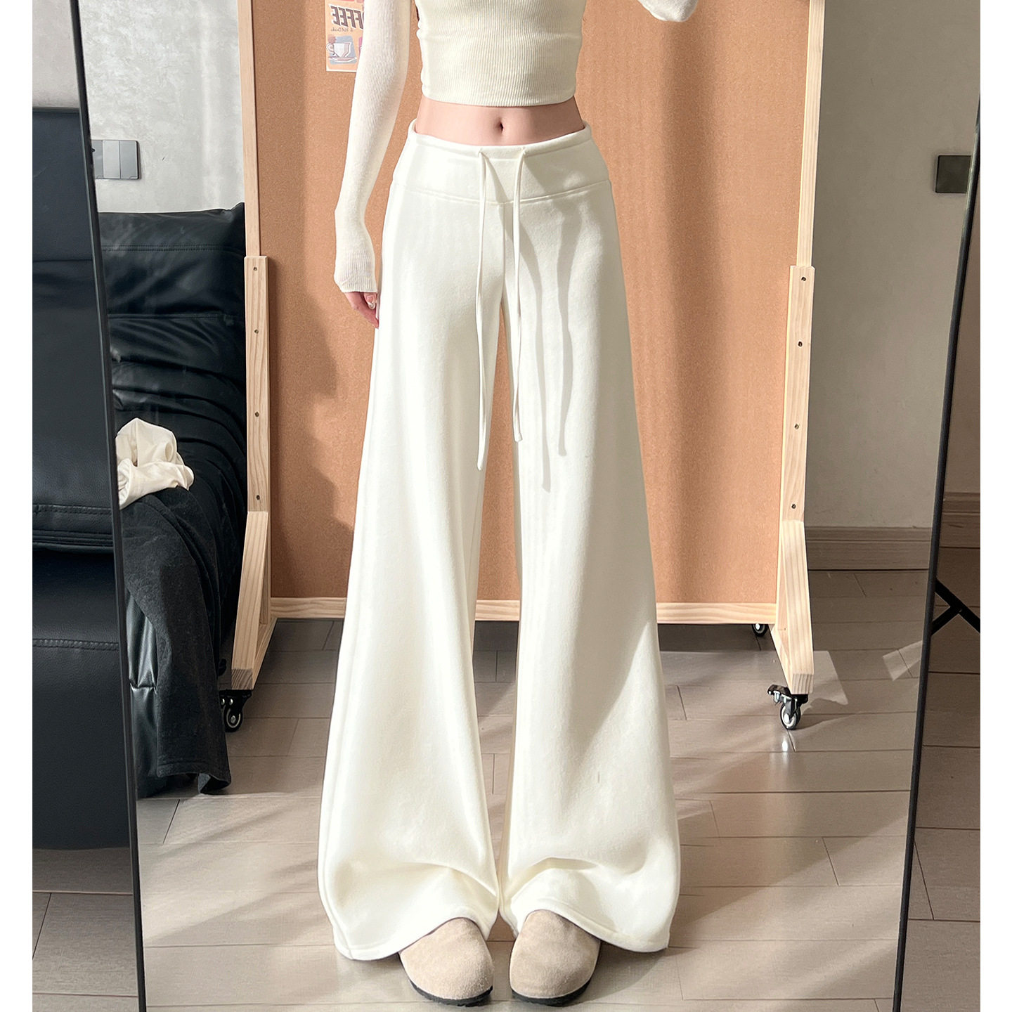 米白色软糯阔腿裤女秋冬季新款高腰运动卫裤小个子加绒加厚糯米裤，女装休闲裤，搜酷衣阁