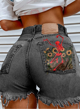 summer button-print frayed denim shorts 纽扣印花毛边牛仔短裤