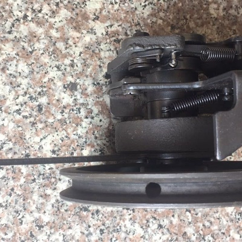 杰克中捷1850套结机打枣车加固车减压装置组件.踏板减压单元结构