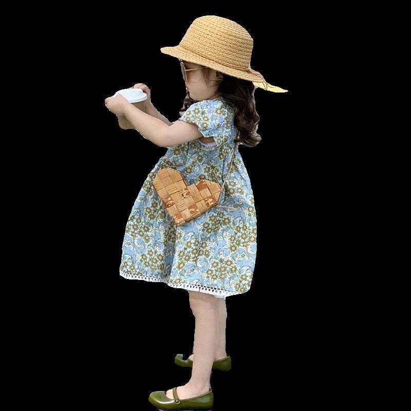 夏季女童连衣裙2024新款洋气海边度假沙滩小清新女宝儿童碎花裙子