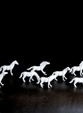 创意陶瓷马到成功小号迷你动物小马茶宠摆件家居禅意盆景花卉配件