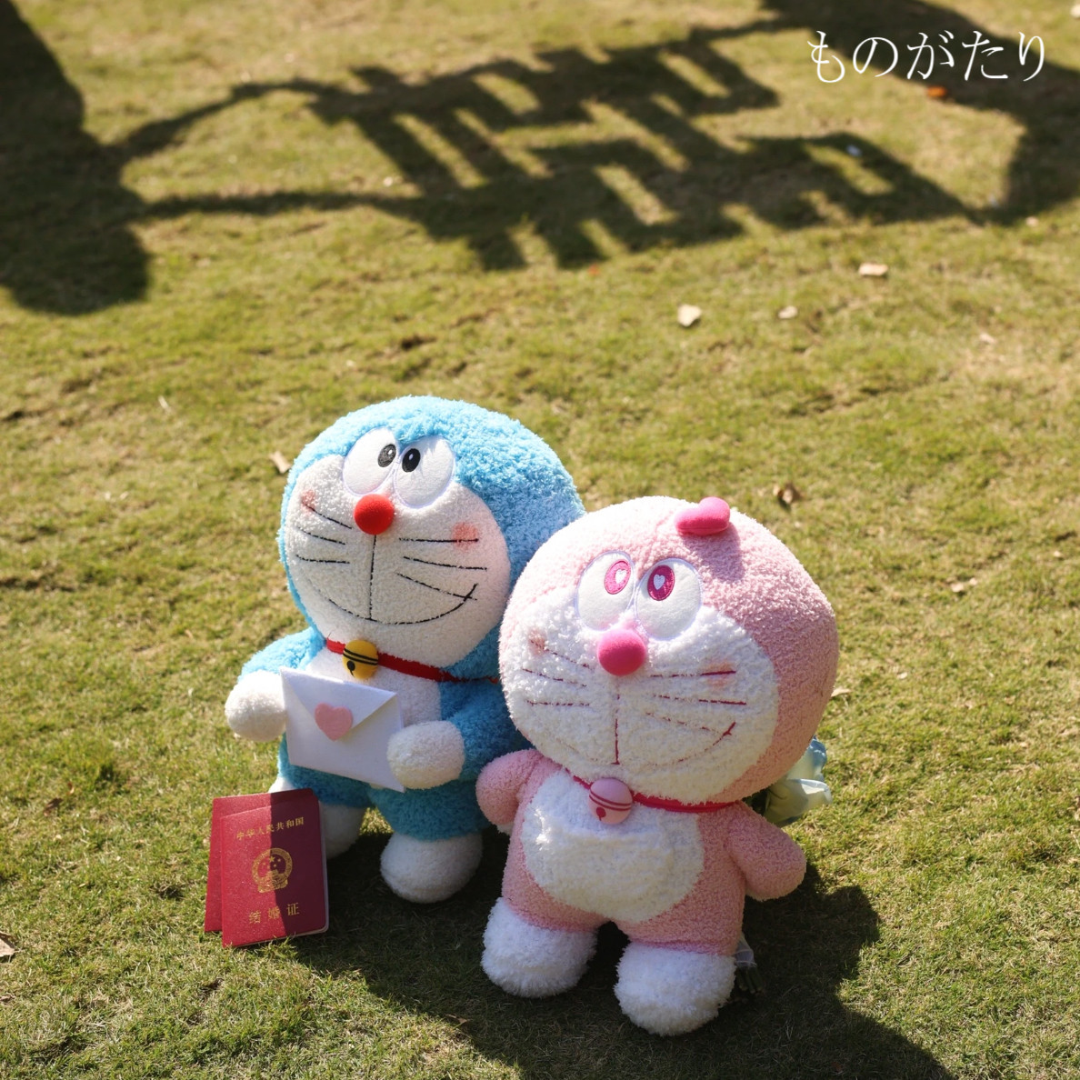 日本多啦A梦压床娃娃公仔机器猫叮当猫情侣玩偶订婚结婚礼物婚房