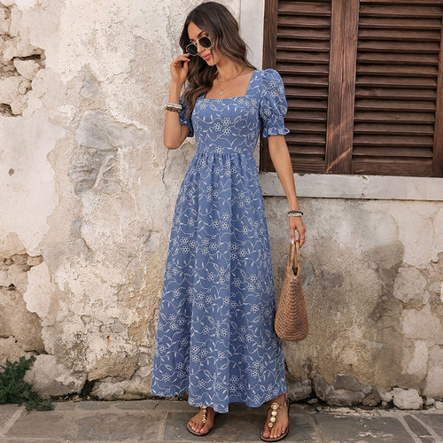 方领泡泡袖女士连衣裙Square neck bubble sleeve women's dress