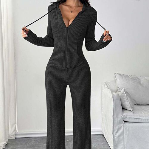 Long sleeved top and wide leg pants set长袖上衣阔腿裤套装