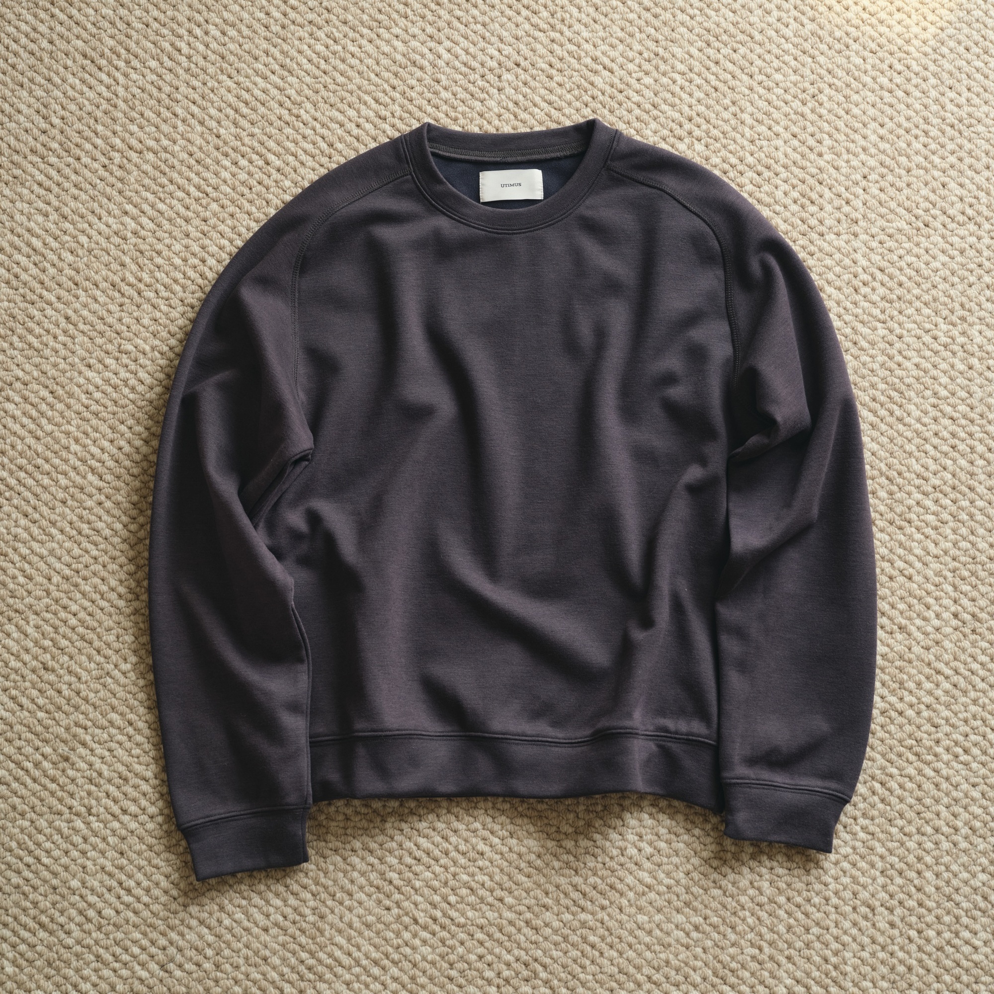 UTIMUS醋酸卫衣圆领360克防静电插肩袖弧形裁剪休闲通勤内搭