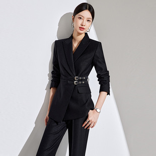 场合职场通勤职业装 商务时尚 正式 高级感2025春季 女士西服气质修身