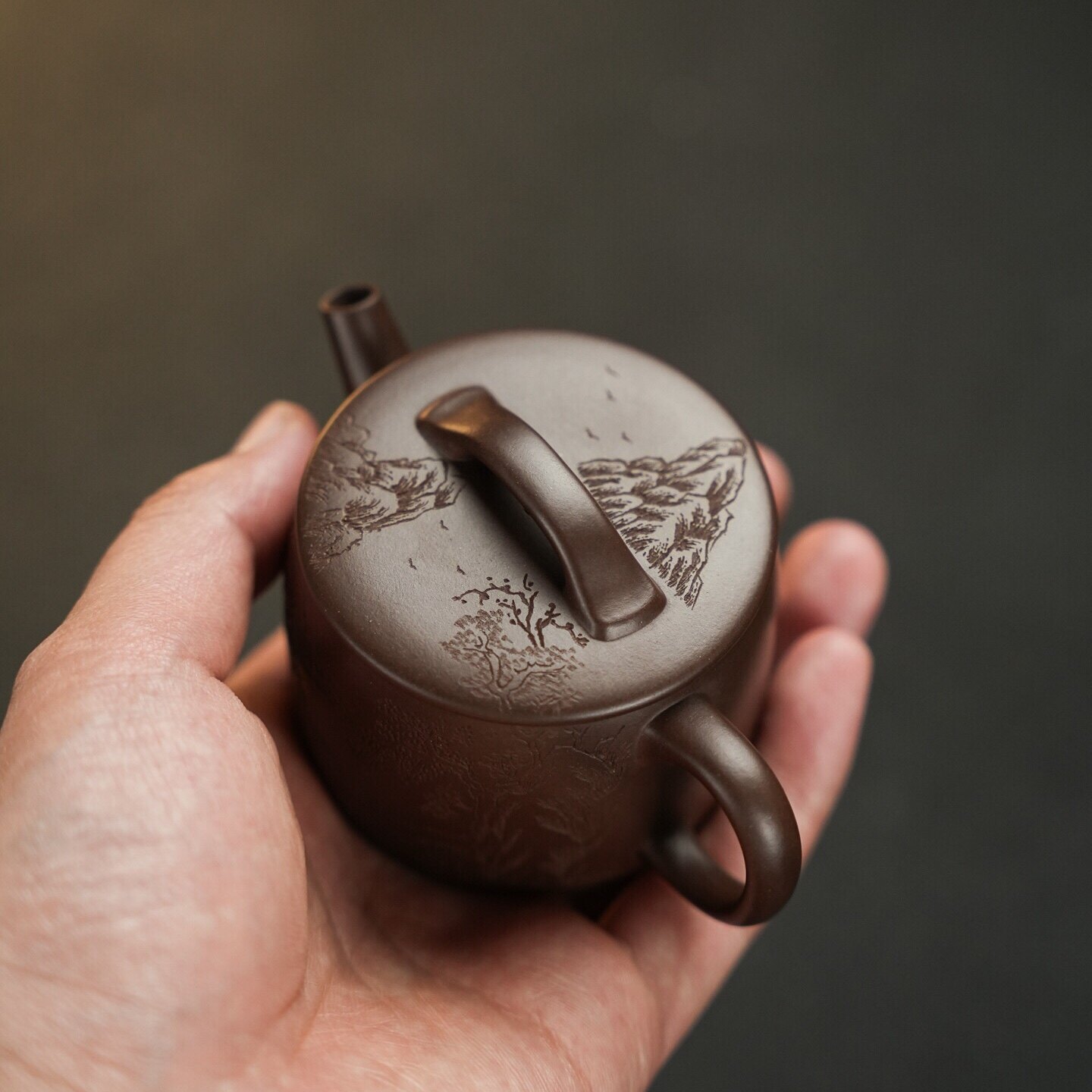 宜兴紫砂壶汉瓦·130cc老紫茶壶