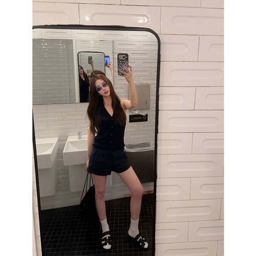 Iamgm顾铭思轶 曼妙daily 藏青色v领针织挂脖夏季显瘦吊带上衣
