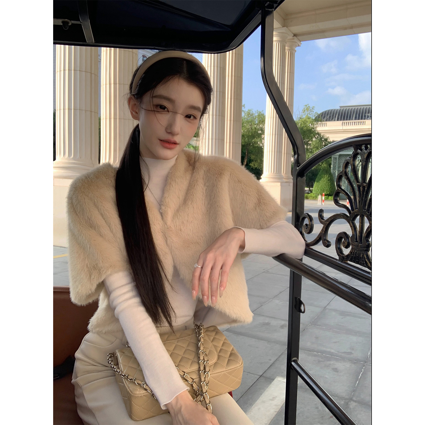 YYW汪澜的妹妹仿真毛毛外套