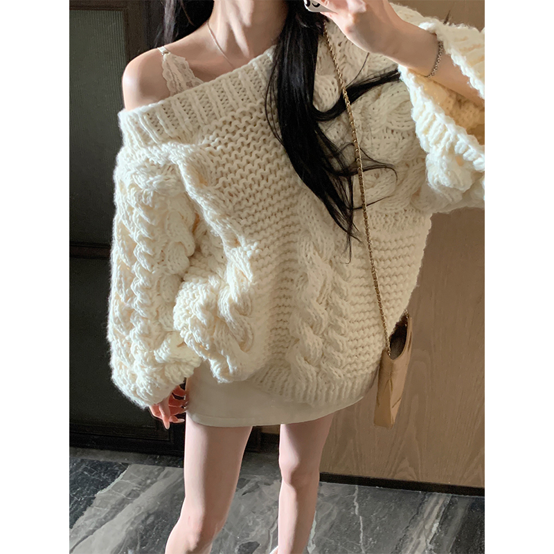 YYW汪澜的妹妹 心动日记 澳洲设计师款保护欲粗针大毛衣纯欲上衣