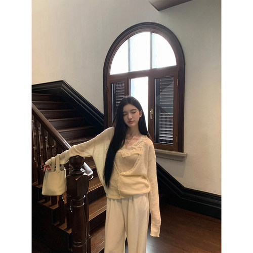 YYW汪澜的妹妹两色针织两件套