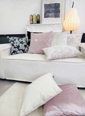 晚睡的猫黑色荒野仙踪复古花布抱枕沙发靠枕斯德哥尔摩法式美式