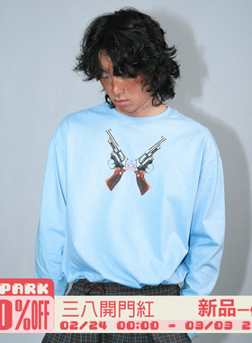 O3PARK 手枪印花长袖t恤男秋新款纯棉宽松百搭圆领套头针织打底衫