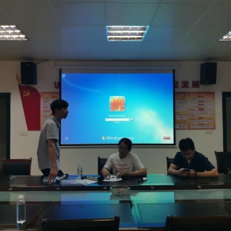 极速高清黑晶灰晶电动遥控投影幕布84寸10I0a寸120寸自动升降4K抗