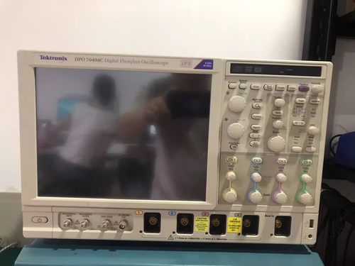 TektronixMSO70804示波器