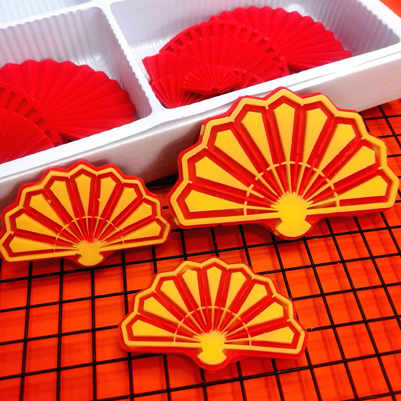 中国风蛋糕装饰半圆大红色折扇喜庆老人祝寿甜品蛋糕烫金扇子装扮,节庆用品/礼品,节日装扮用品,淘宝优惠券,粉丝福利购,淘宝优惠卷