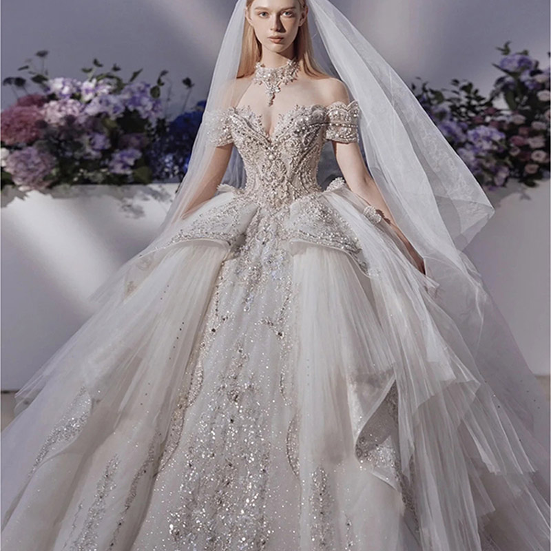  White pregnant woman's trailer (unproving single wedding dress)+L   + $22.00 