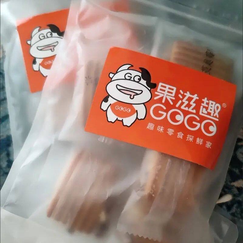 果滋趣牛扎夹心啵啵奶酥蔓越莓葡萄芒果香脆饼干牛奶味休闲零食
