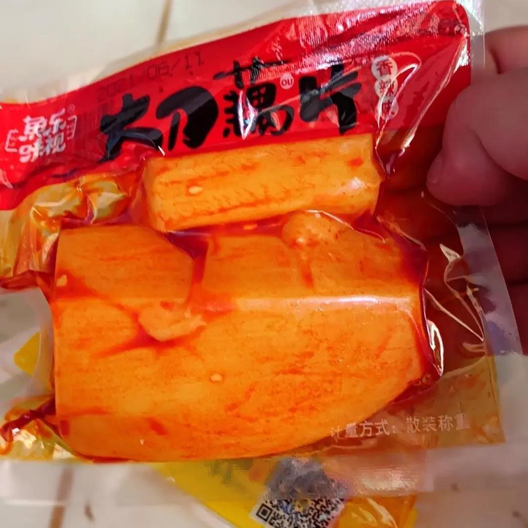 鱼乐味视大刀藕片黑鸭味500g称重小包装麻辣菜素食酱腌下饭菜零食