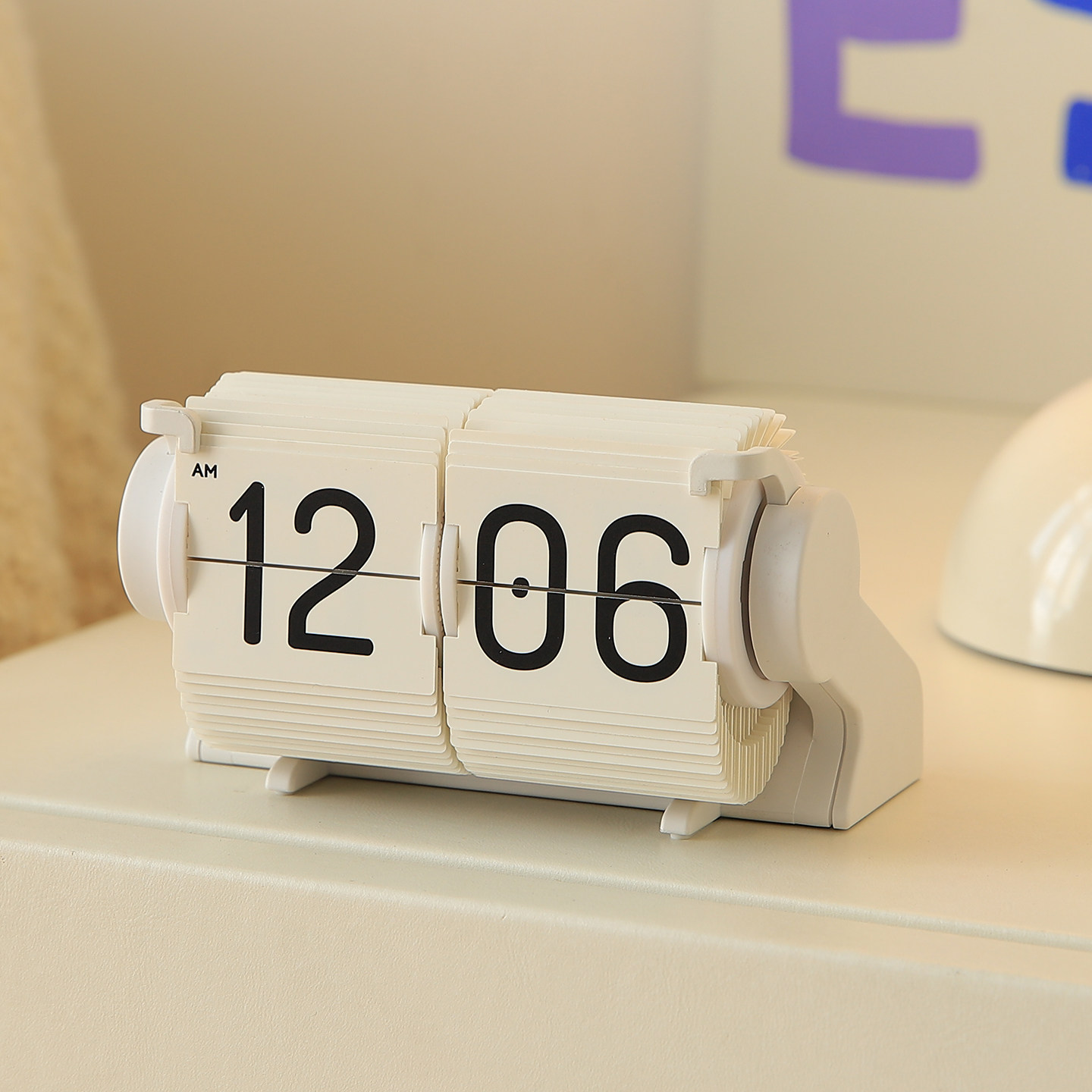 创意机械自动翻页时钟办公室好物电子钟表摆台式小型桌面摆件礼物