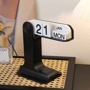 日历翻页台历创意桌面摆件简约现代客厅家居装 饰品房间改造小物件