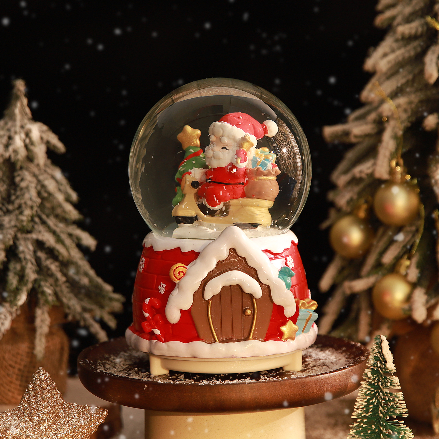 圣诞音乐八音盒男女孩儿童生日小礼物品梦幻水晶球飘雪桌面摆件