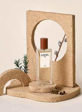 高级感小众棕色几何体创意陈列