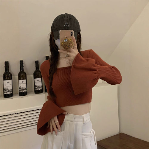 辣妹设计感喇叭袖方领针