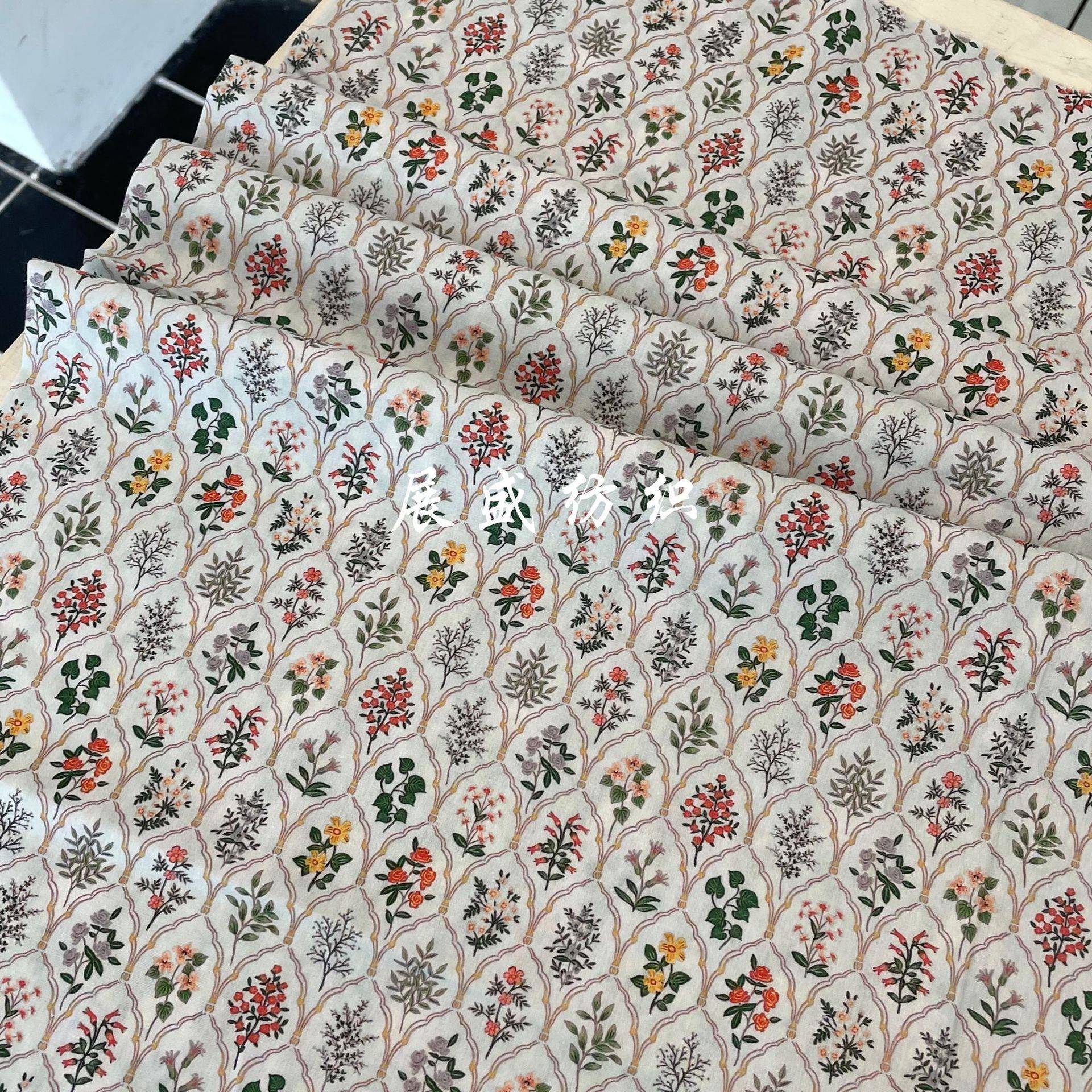 韩国ins风民族风复古小碎花全棉印花面料 箱包童装成人女装连衣裙