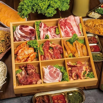 日式烤肉宫格牛肉盘九宫格火锅拼盘蔬菜配菜托盘餐具分格菌菇摆盘