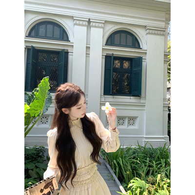 八盖pinkypiggy打褶杏色套装