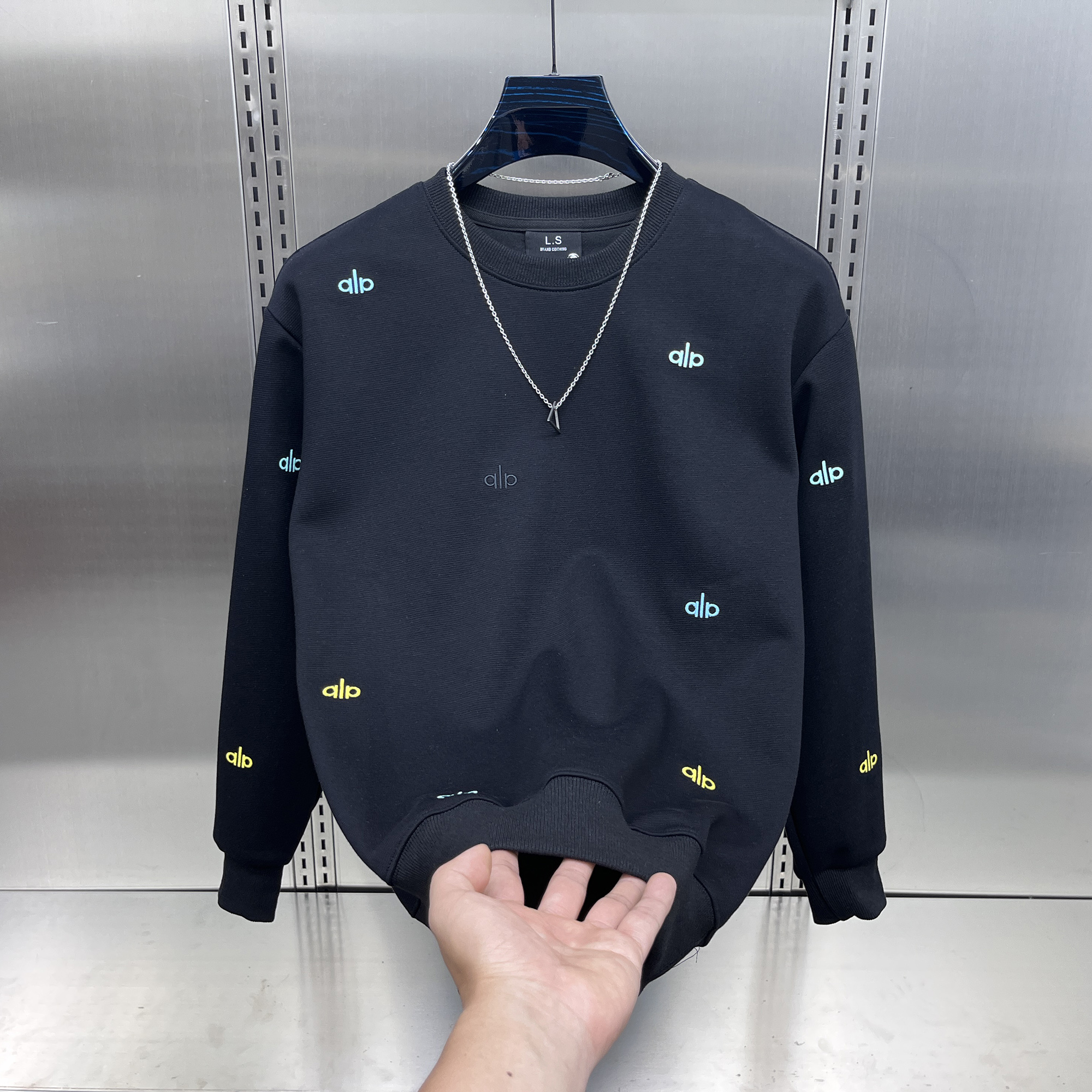 潮流高级感刺绣套头卫衣长袖男2025秋季新款时尚圆领百搭休闲上衣