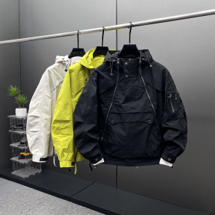 潮牌高级感拉链连帽大码外套男2025春秋新款扩版宽松工装冲锋衣