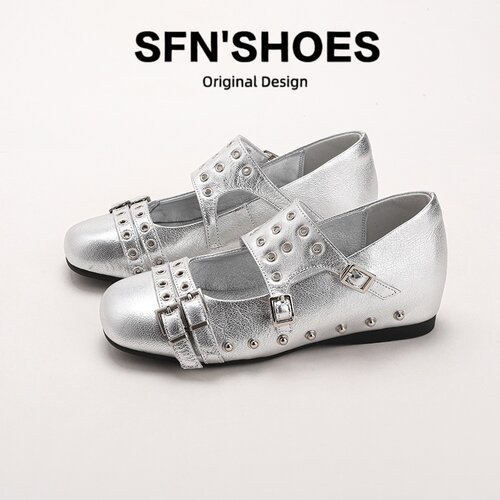 羊皮银色铆钉方头平底玛丽珍鞋女