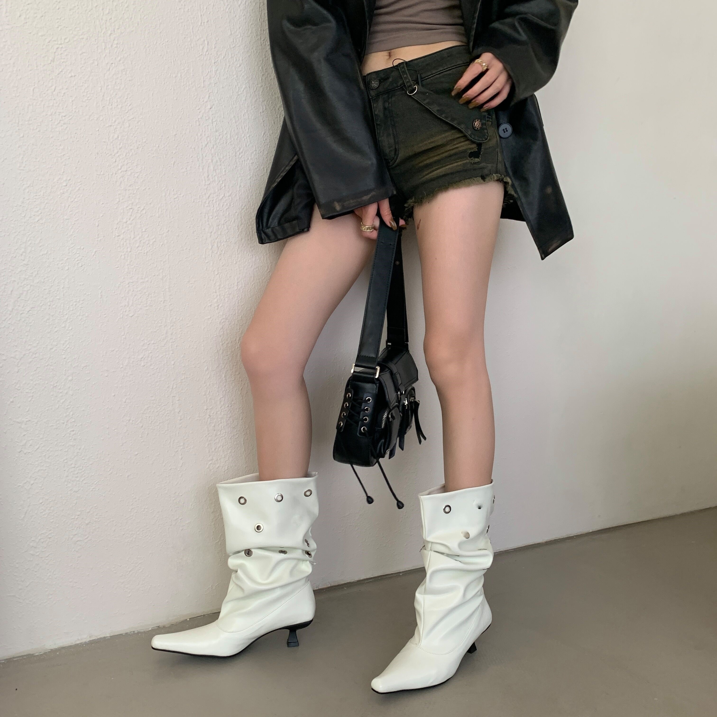 小众设计感褶皱堆堆靴女宽筒尖头细跟短靴辣妹中筒靴子瘦瘦骑士靴